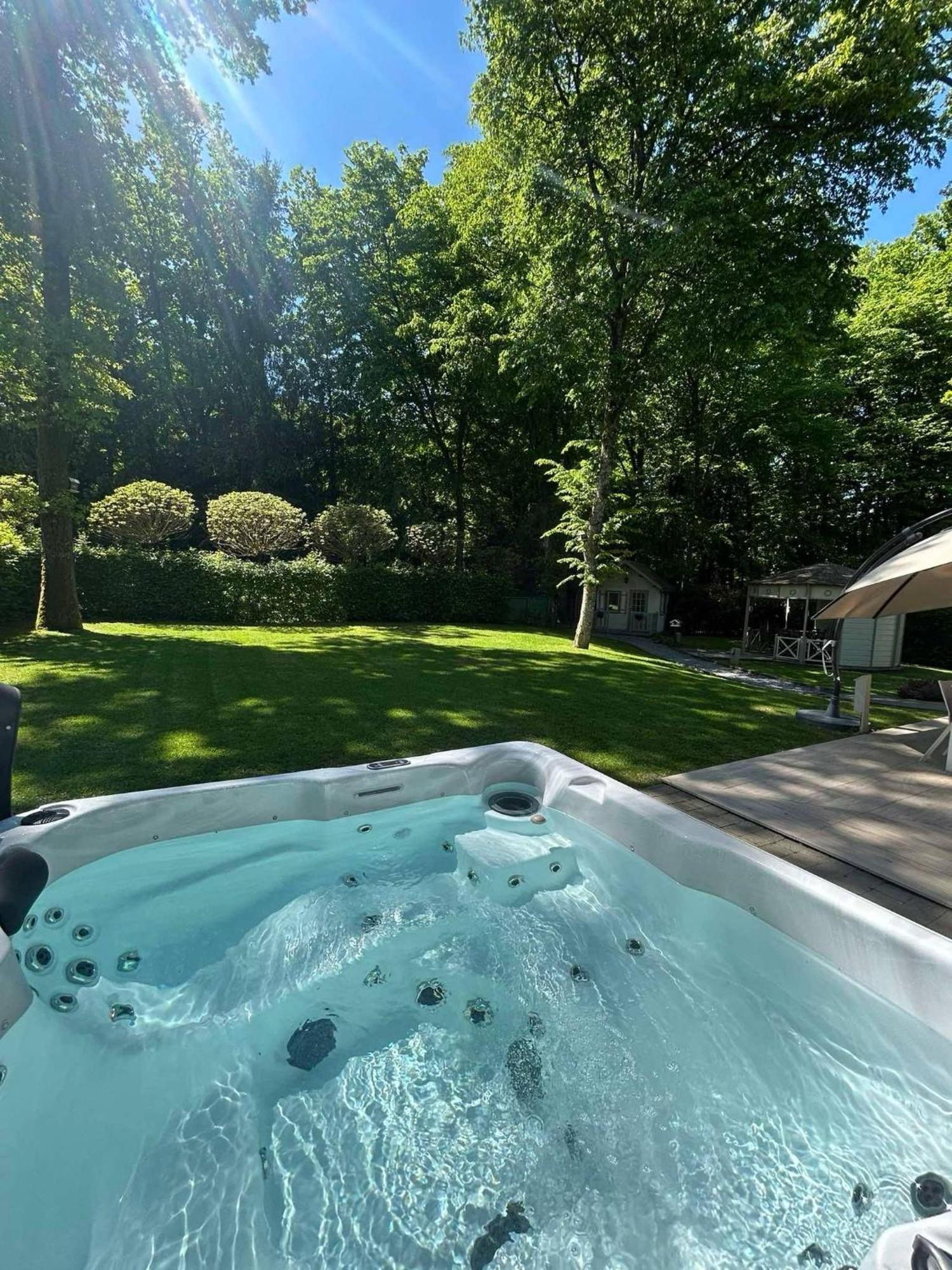 Le Colibri Spa Jacuzzi Durbuy Esterno foto